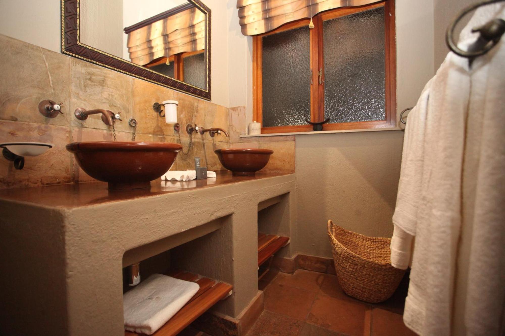 Matingwe Lodge Hartbeestfontein Екстериор снимка