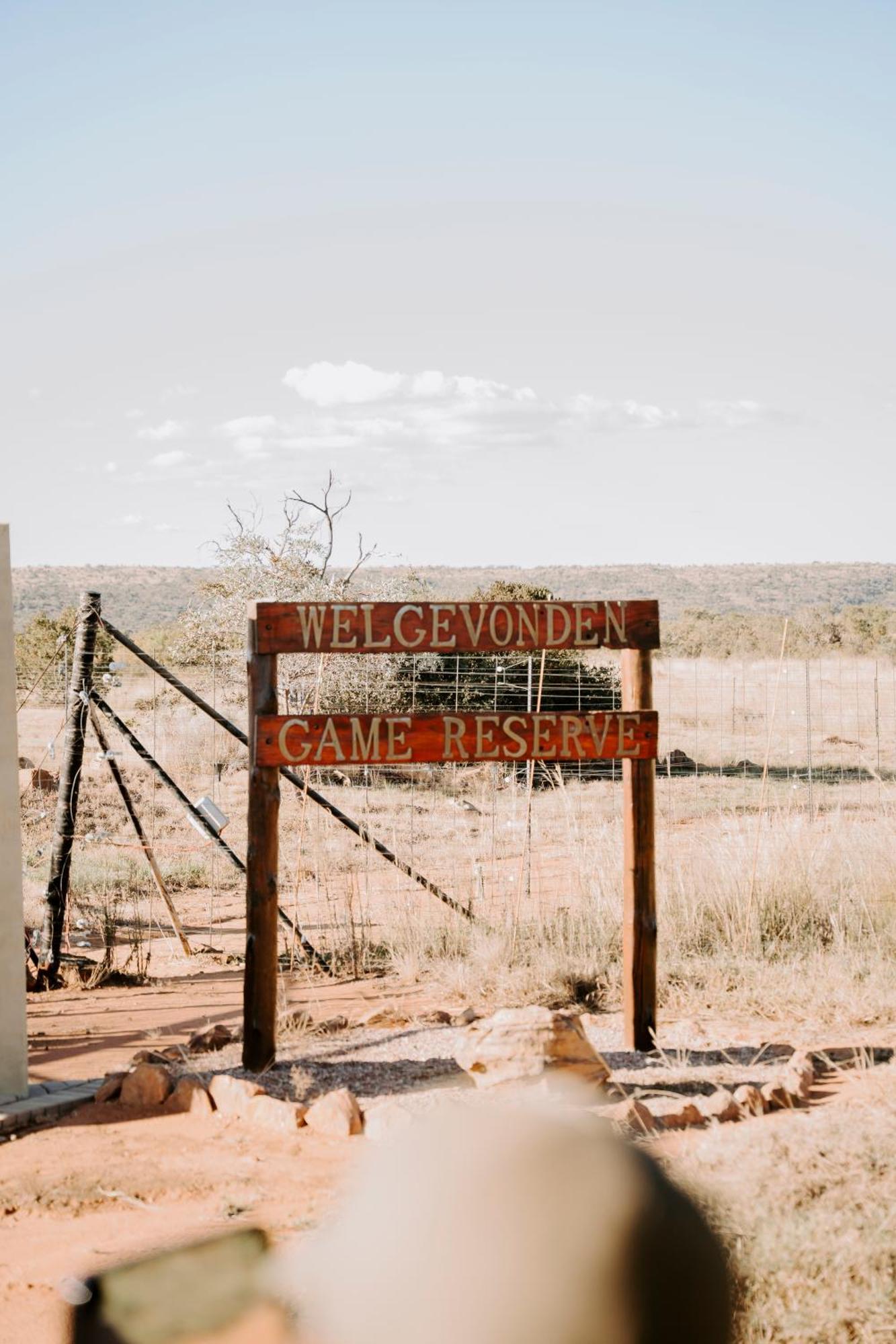 Matingwe Lodge Hartbeestfontein Екстериор снимка